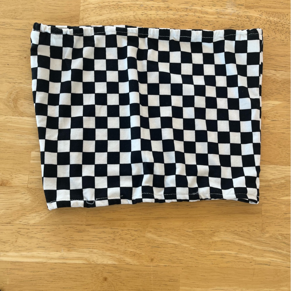 S checkered crop top